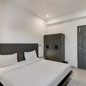 Townhouse South 2 Sector 49 Hotel